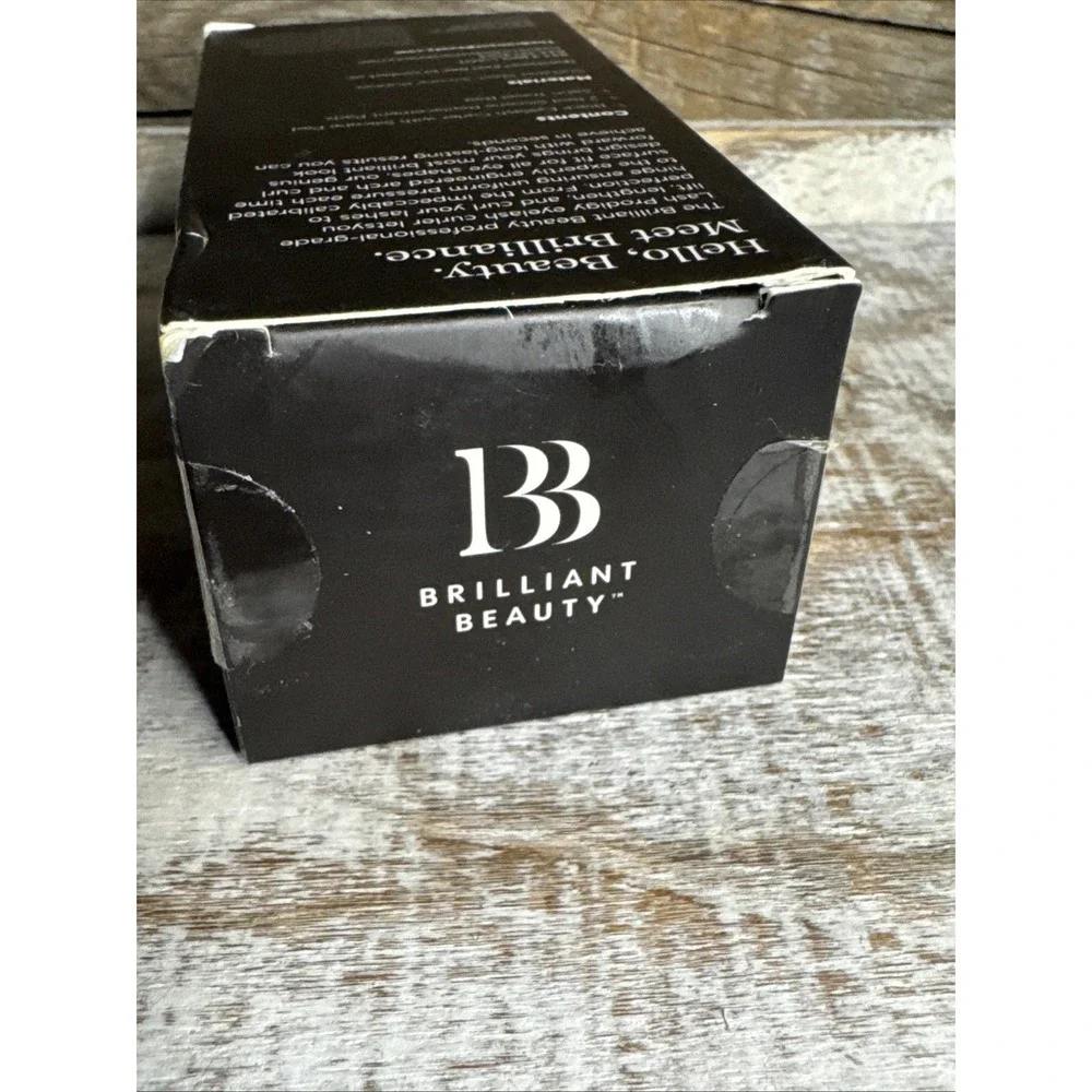 Brilliant Beauty Eyelash Curler‎ w Satin Bag & Pads NIB | MSRP = $15